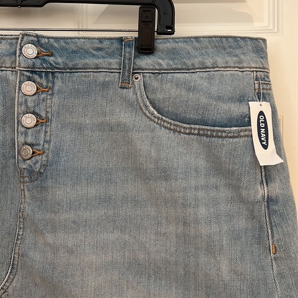 Old Navy Denim Mini Skirt - Picture 4 of 4